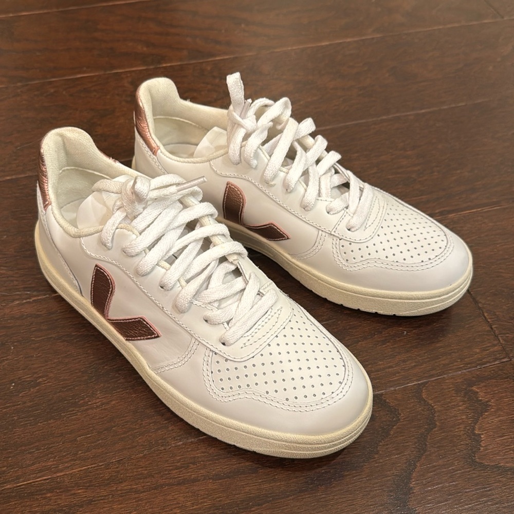 Veja Sneakers
